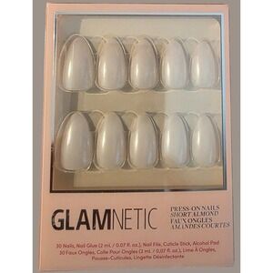 GLAMNETIC Hailey Press On Nails Short Almond Iridescent Pearlescent 24 Nails